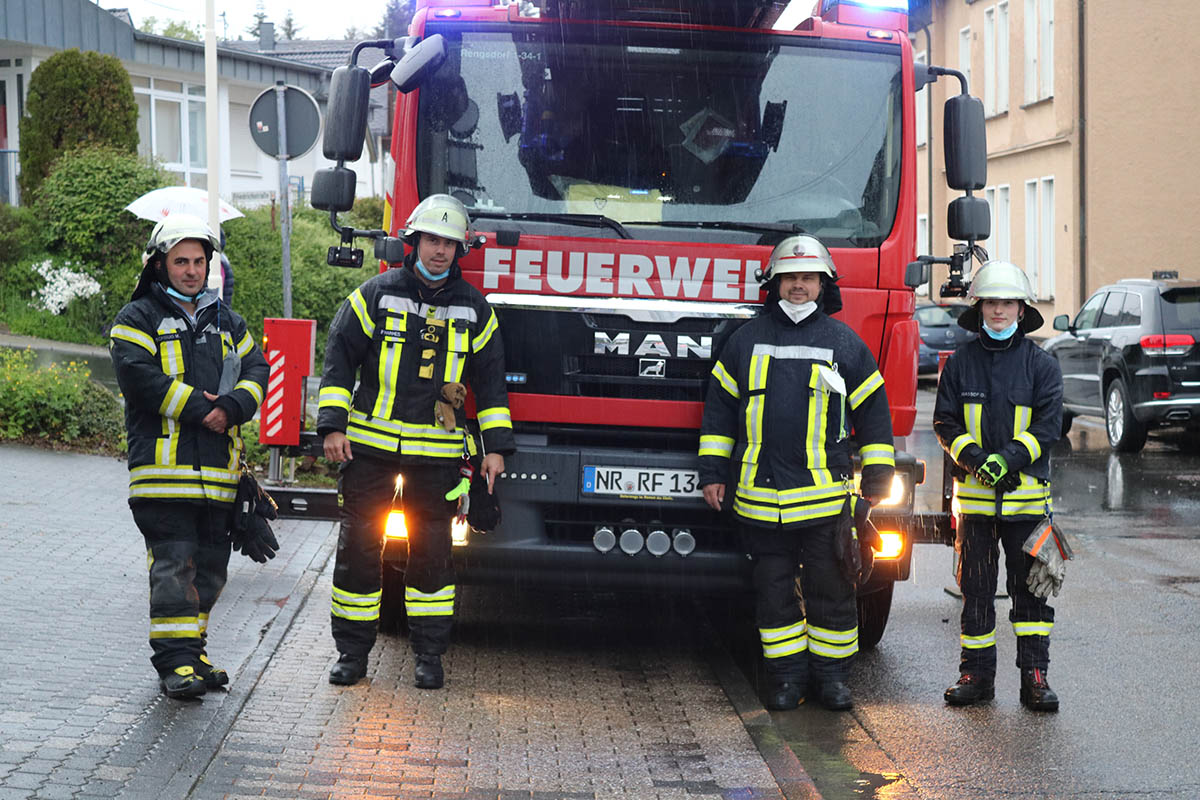 Einsatz der Feuerwehr Rengsdorf fr die Mauersegler