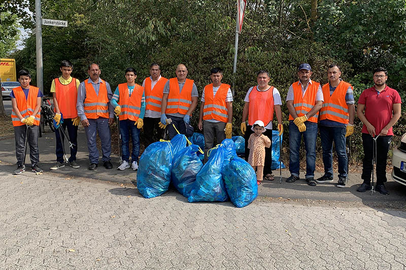 Reinigungsaktion der Ahmadiyya Muslim Jamaat Neuwied 