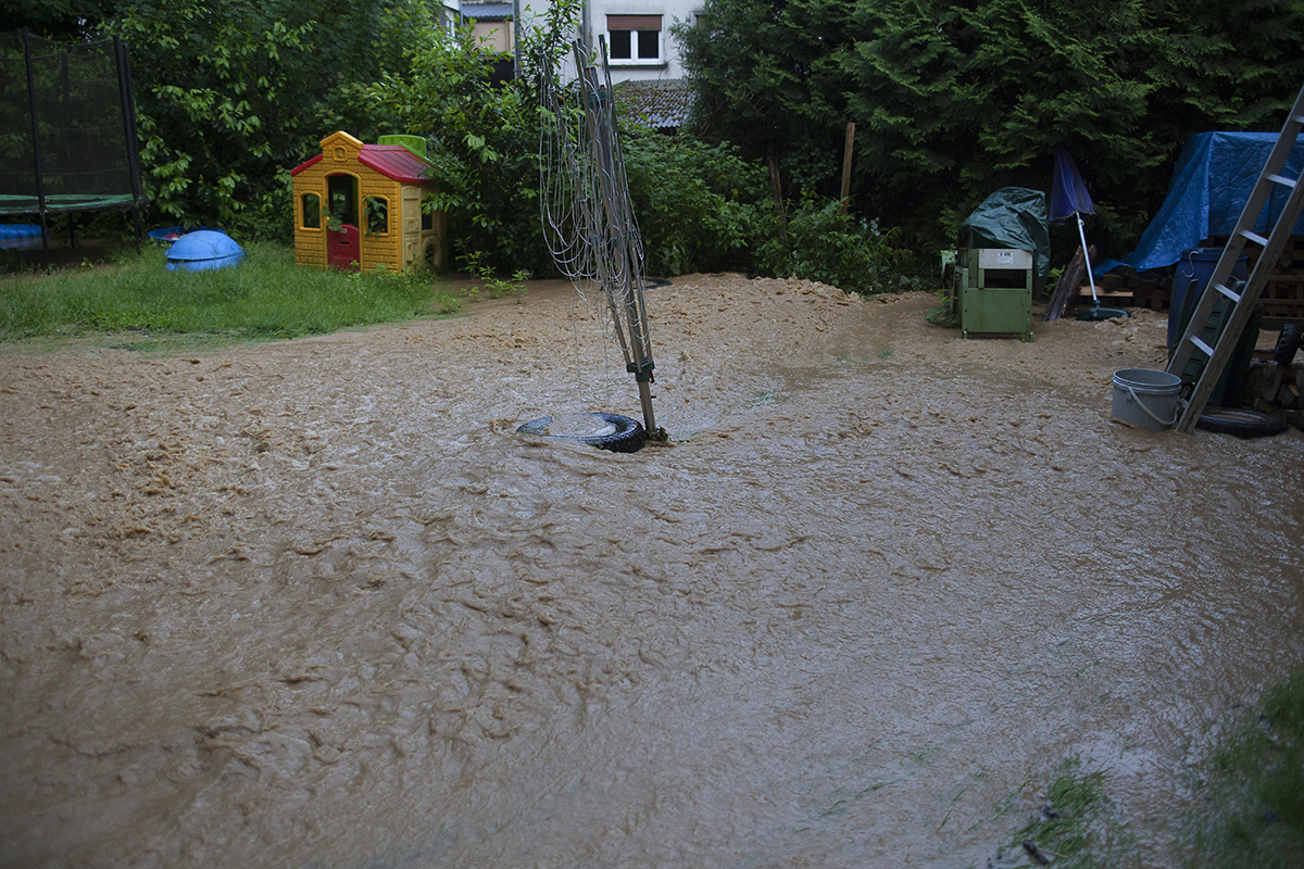 Land unter an vielen Stellen im Kreis Ahrweiler. Symbolfoto: Wolfgang Tischler