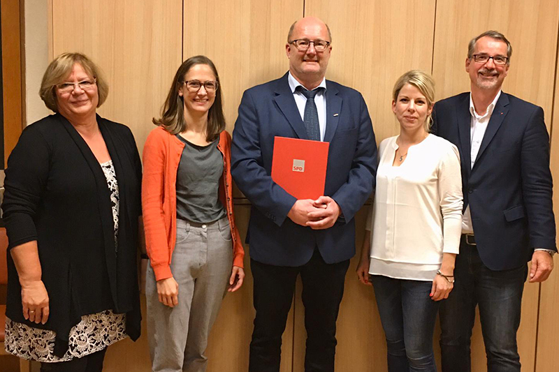 Von links: Ingrid Ely-Herbst, Maren Dmmler, Wilfried Hausmann, Lana Horstmann, Sven Lefkowitz. Foto: SPD 