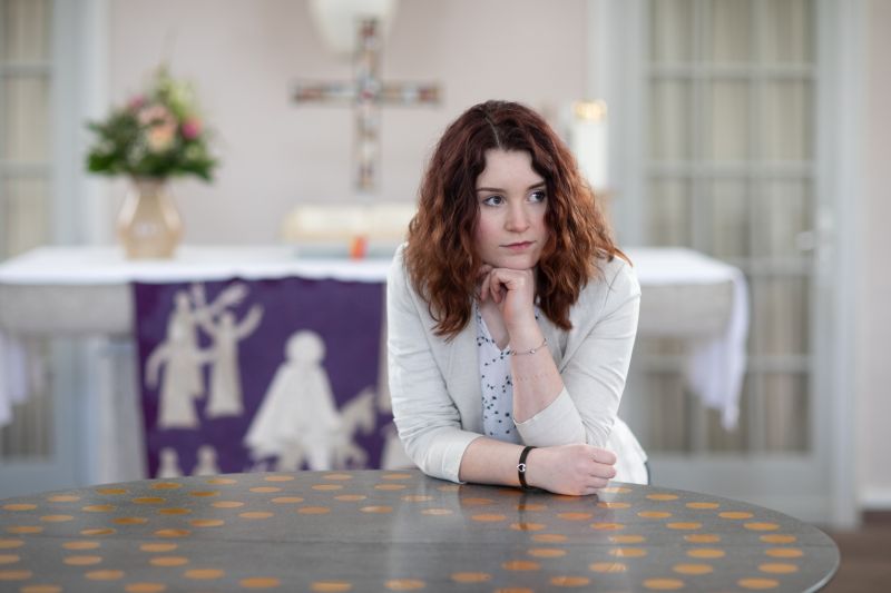 Jana Weber denkt zurzeit oft ber den Pfarrberuf nach  und darber, ob das ihr Weg ist. Die ehemalige Maschinenbaustudentin hat gerade ein Praktikum in der Evangelischen Kirchengemeinde Bad Marienberg absolviert. Fotos: Peter Bongard