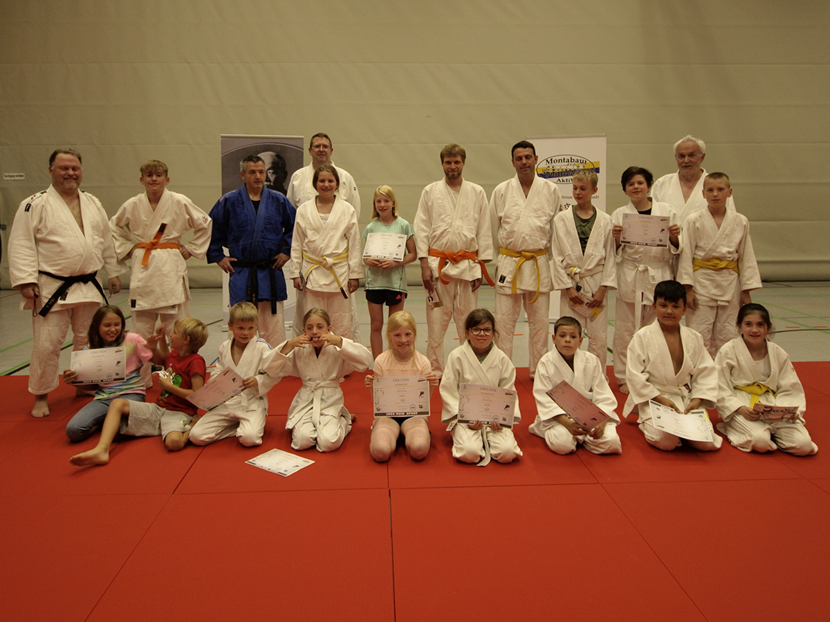 Graduierung von den Judoka der Sportfreunde Montabaur