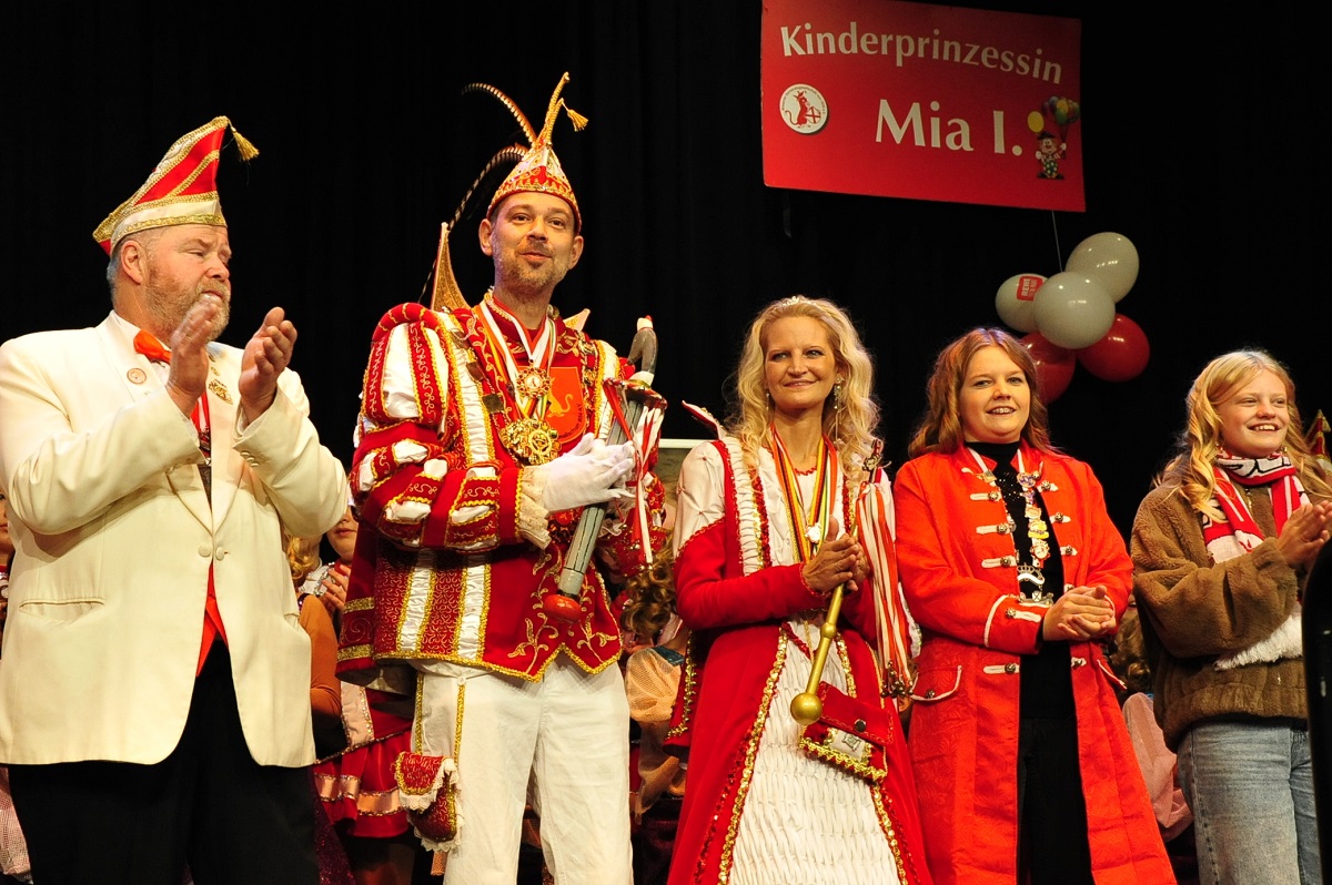 Prinz Daniel I. und Prinzessin Sandra I. fhren durch die Session. (Foto: kk)