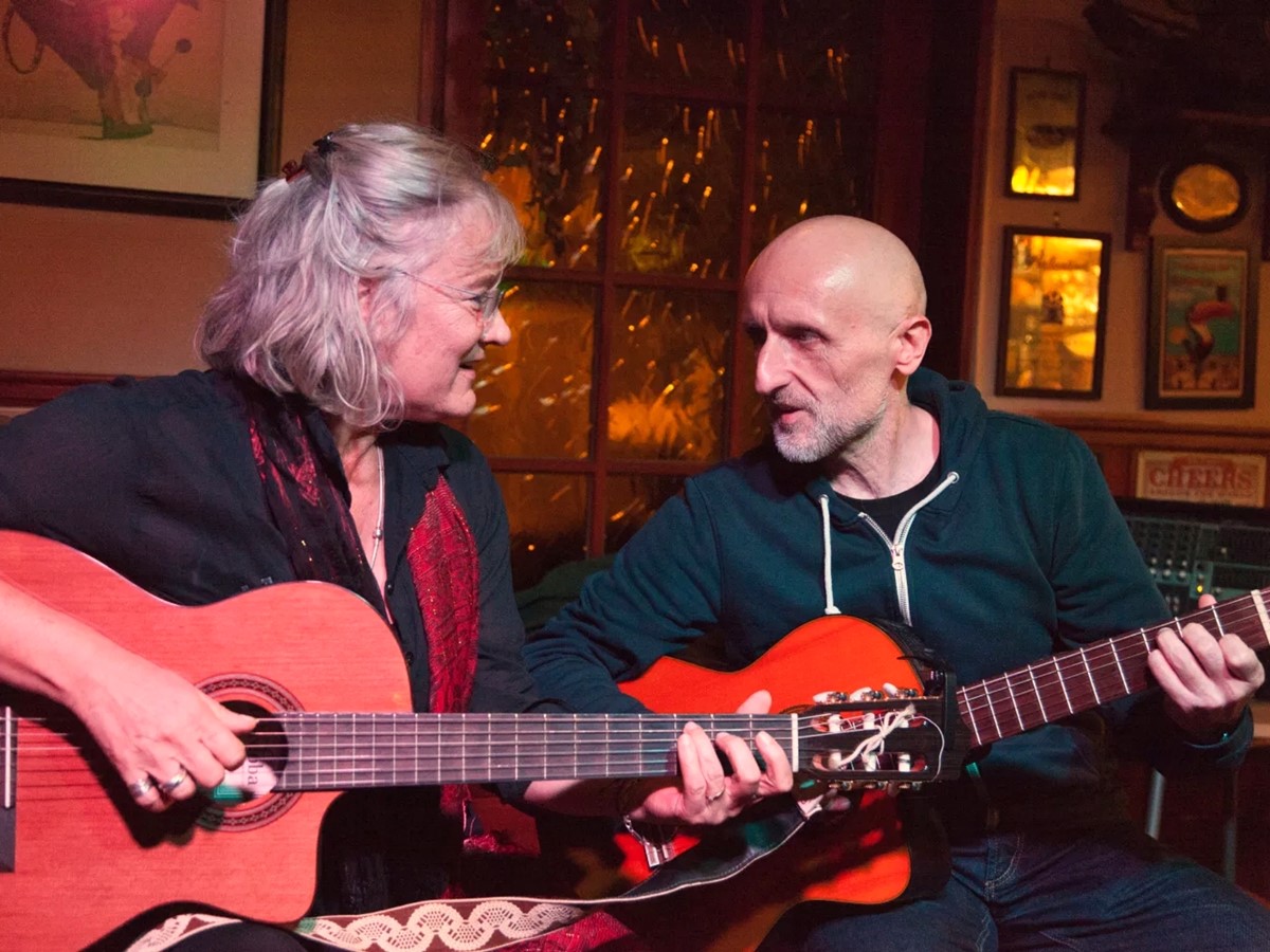 "Out the Blue" begeistert im Musikcasino Gambrinus