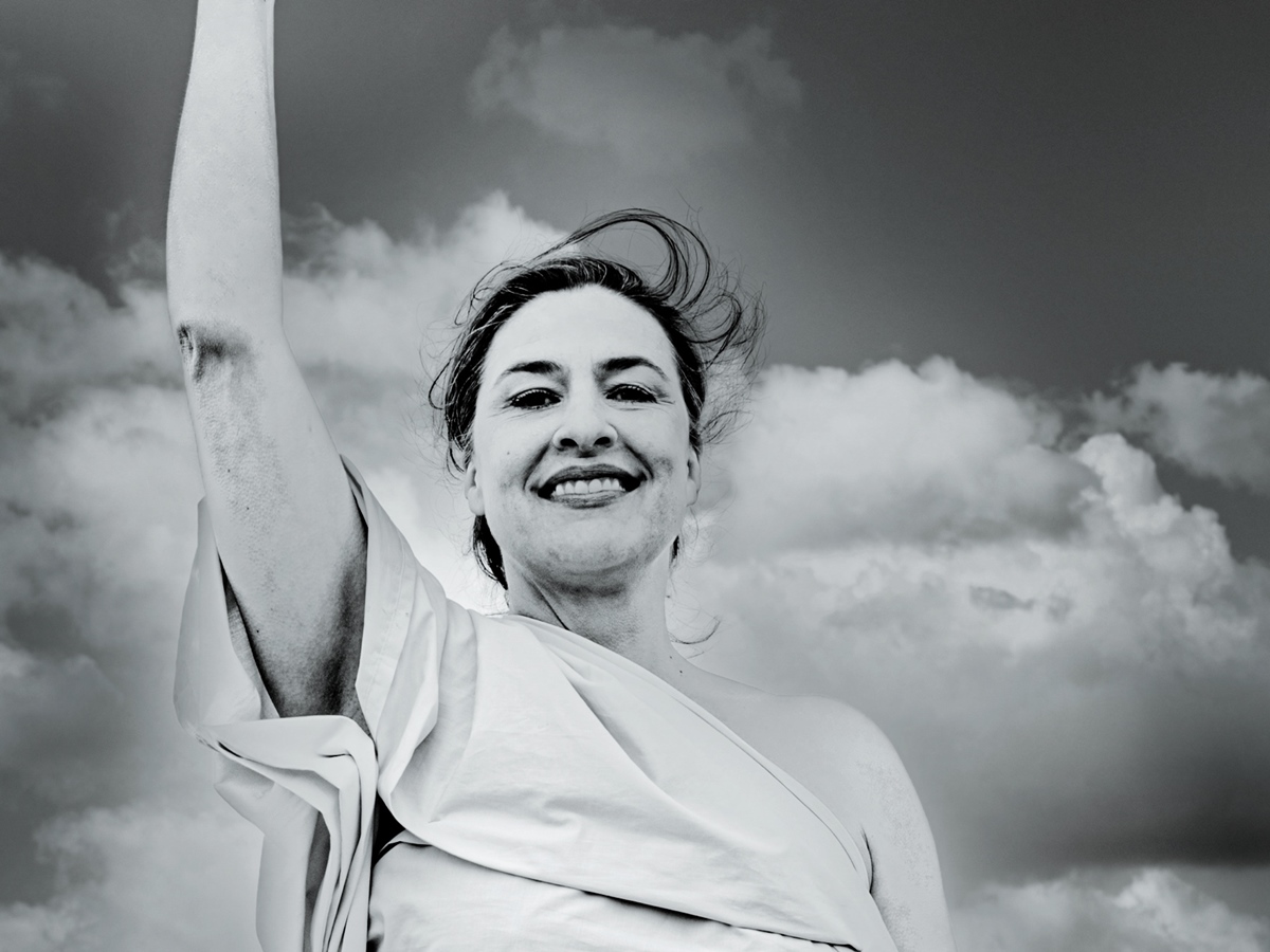 Die Rheinl�nderin Eva Eiselt gastiert erstmals bei der Kleinkunstb�hne Neuwied. Dort sorgt sie f�r unvergessliche Momente und setzt neue Ma�st�be in der Welt des Kabaretts. (Foto: Sandra Stein)