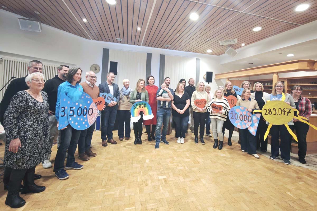 Die Empf�nger der Spenden freuten sich �ber die Zuwendungen (Bilder: kk�)