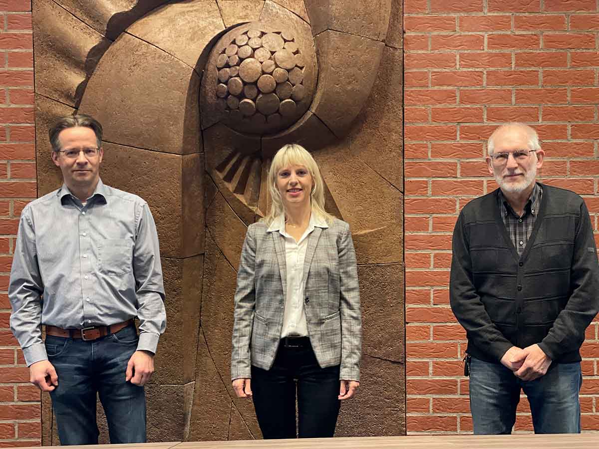 Marco Drner, 1. Beigeordneter VG Hachenburg, Alexandra Jud, Pflegesttzpunkt Hachenburg, Helmut Kempf, Beigeordneter VG Hachenburg. (Foto: VG Hachenburg)