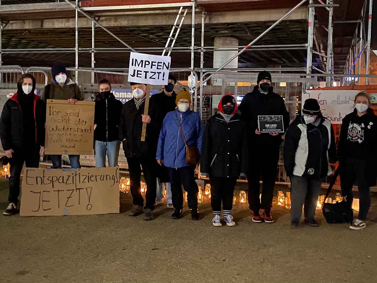 Mahnwache in Montabaur am 17. Januar. (Foto: die Linke)