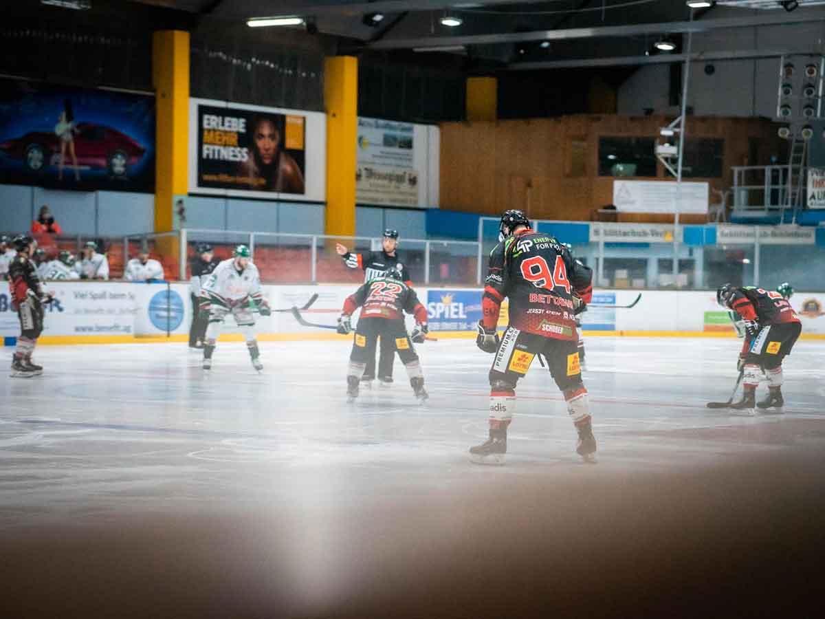 Bald endlich wieder vor Zuschauern - die EGDL auf dem Eis. (Foto: Manuel Enterich)