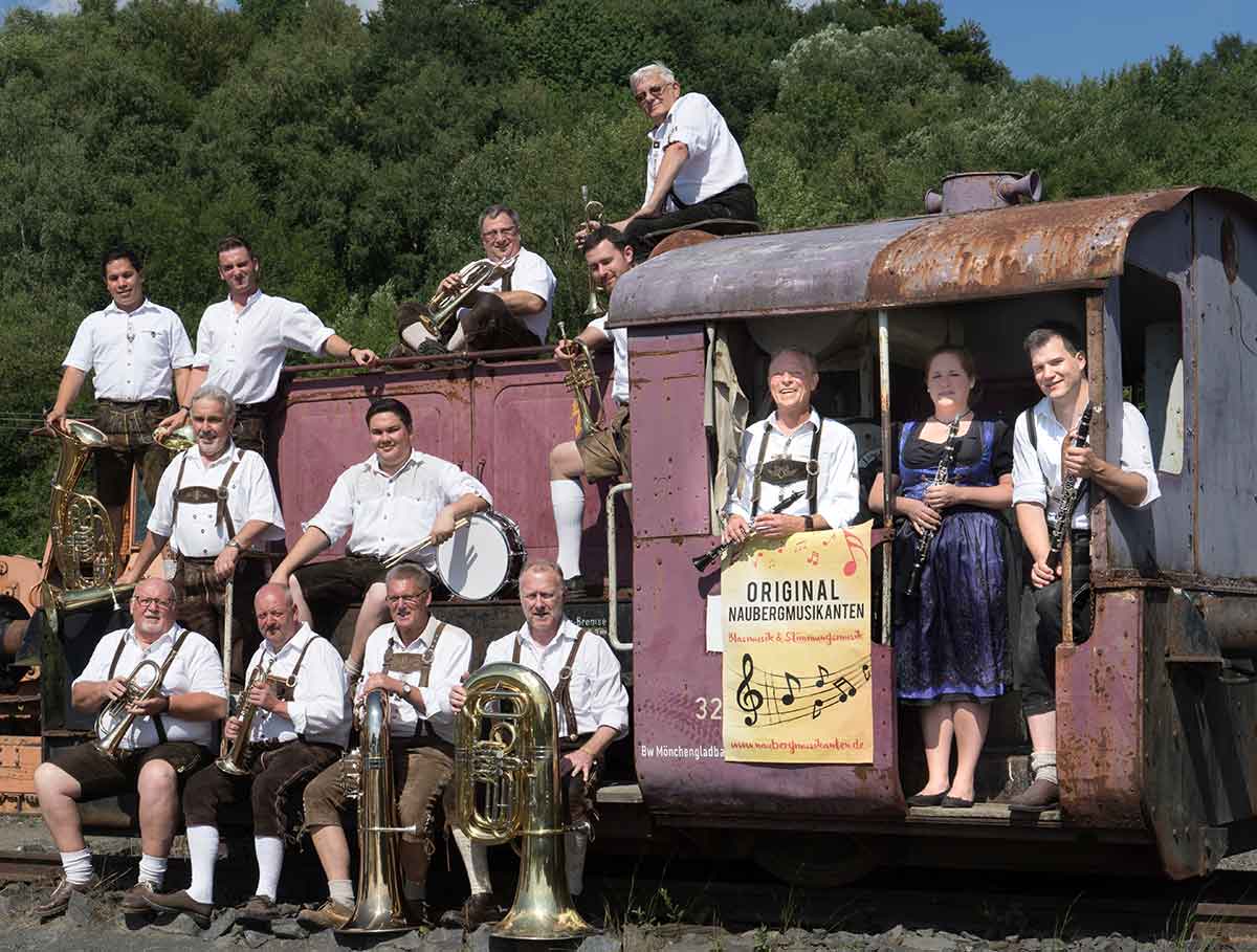 Die Naubergmusikanten. (Foto: Knstler ber Touristinfo Bad Marienberg)