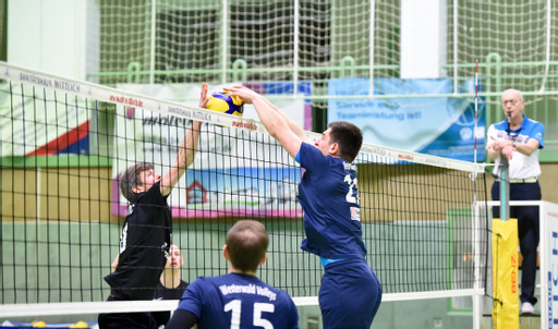 Mittelblocker Thomas Martin mit erfolgreichem Block. (Foto: WWV)