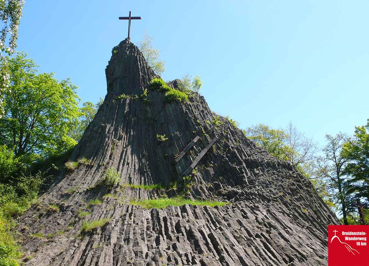 Der Druidenstein bei Kirchen. (Foto: Sven Wolff)