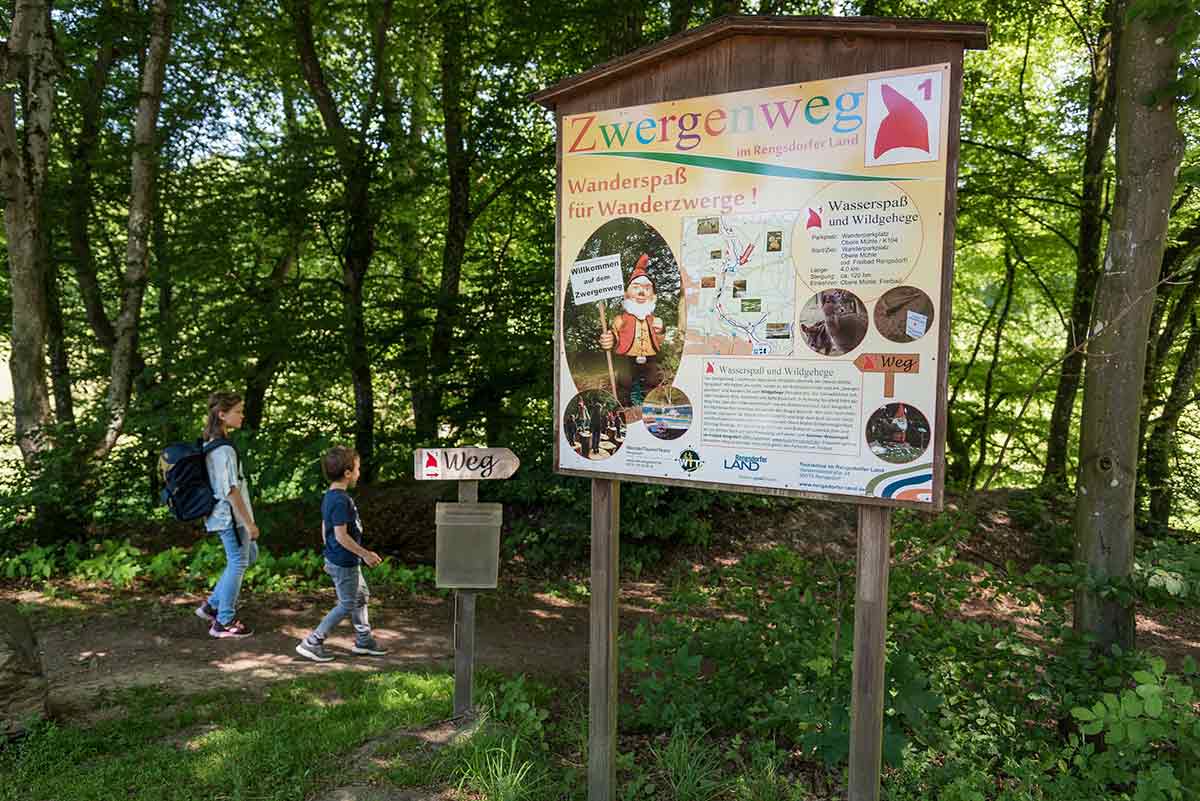 Die Zwergenwege in Rengsdorf sind drei kurze Rundwege fr Familien mit Kindern. Spiel, Spa und tolle Eindrcke garantiert. Foto: Andreas Pacek