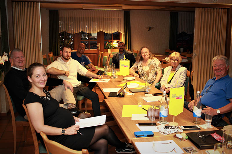 Mitglieder des Erweiterten FDP-Kreisvorstands bei Ihrer Sitzung am 15.Juli 2020 in Windhagen