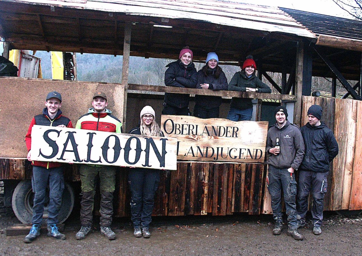 Karnevalswagen der Oberl�nder Landjugend (Foto: Bernhard Theis)