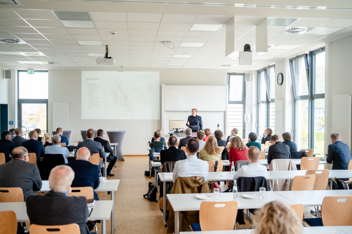 Erfolgreiche Auftaktveranstaltung der Region Bundesstadt Bonn mit dem Projekt ZukunftsBundRegion am RheinAhrCampus in Remagen. (Foto: B. Risse/Kreisverwaltung Ahrweiler)