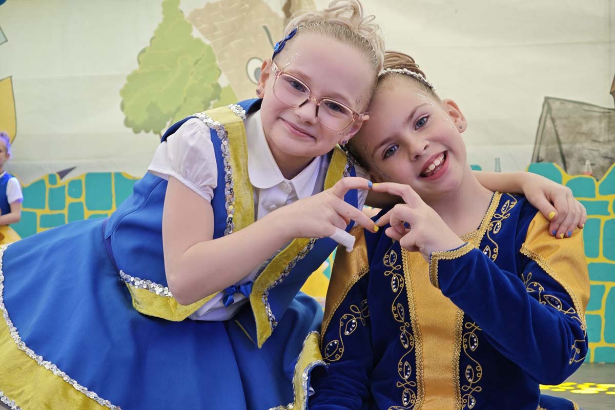 Kinderprinzessin Alissia (rechts) und ihre Hofdame Sofie-Lou (Fotos: kk�)