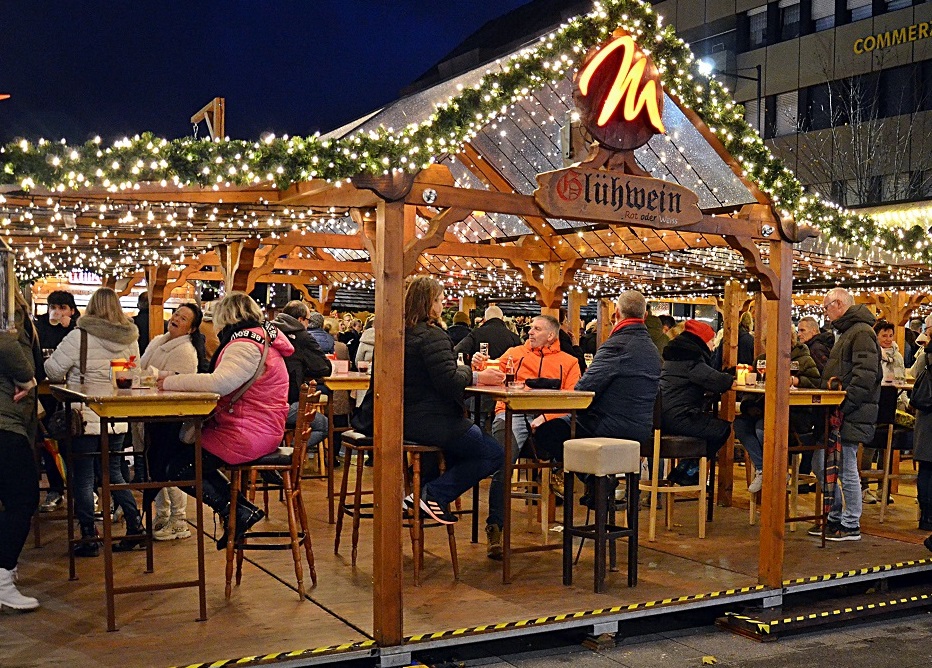 Knuspermarkt Neuwied: Vorgezogener Start kommt an - Gastronomie ffnet lnger