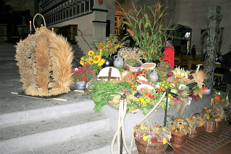 Bauern- und Winzerfest auf dem Jesuiten- und Rathausplatz 