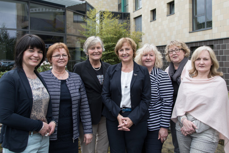 Das neue Landfrauenprsidium (von links): Gudrun Breuer (1. Vizeprsidentin), Hella Holschbach, Gertrud Hoffranzen (2. Vizeprsidentin), Rita Lanius-Heck (Prsidentin), Adelheid Epper, Martina Wendling und Hildegard Krau.