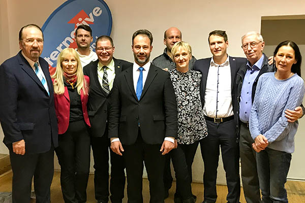 Dipl.-Ing. Peter Schmalenbach, Gerlinde Seidel, Nick Baltrock, Joachim Hoppen, Dr. Jan Bollinger, Wladimir Dell, Diana Milbrath-Greim, Ren Bringezu, Dr. h. c. Bernd Khlmann, Susanne Bredel (von links). Foto: AfD
