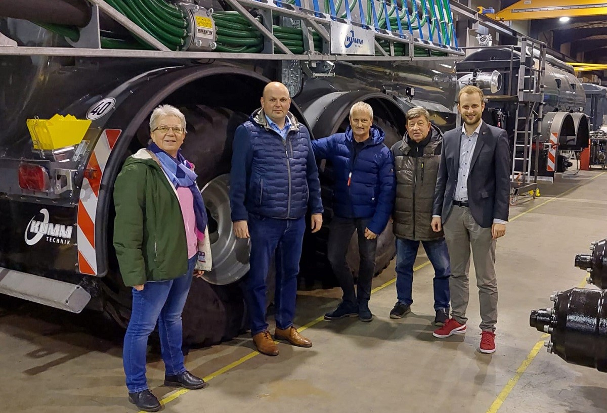 Matthias Reuber besuchte Firma Kumm-Technik in Krunkel