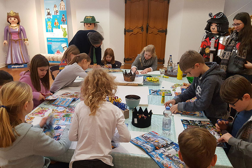 Kreativ: Kunst-Kids tauchen in Playmobil-Welten ein 