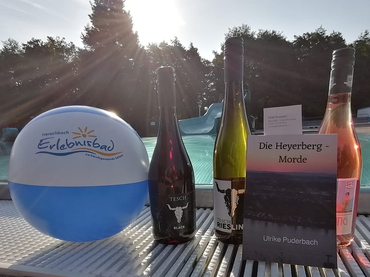 Neben Gnsehaut und Nervenkitzel gibt es am Pool auch guten Wein. (Foto: Veranstalter)