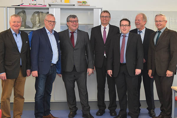 Neue Räume der Ludwig-Erhard-Schule übergeben
