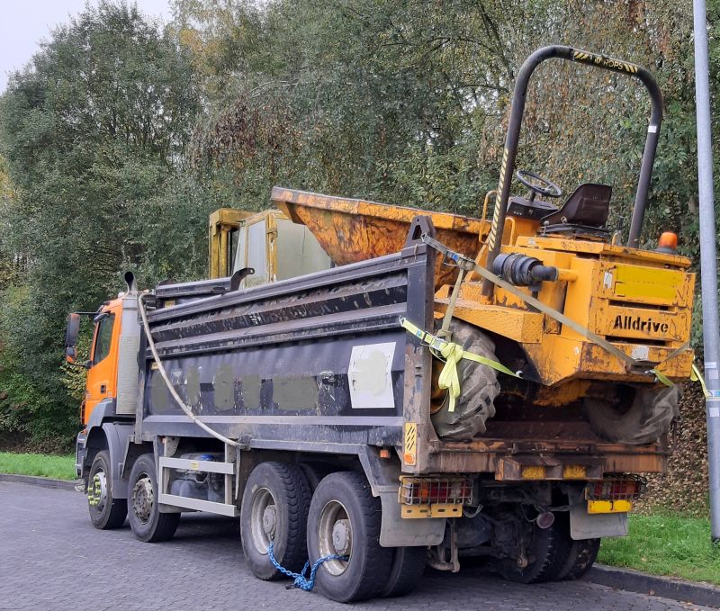 Technische Mngel und mangelhafte Ladungssicherung an LKW