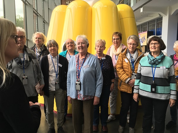 Landfrauen aus Altenkirchen besuchten Dr. Oetker