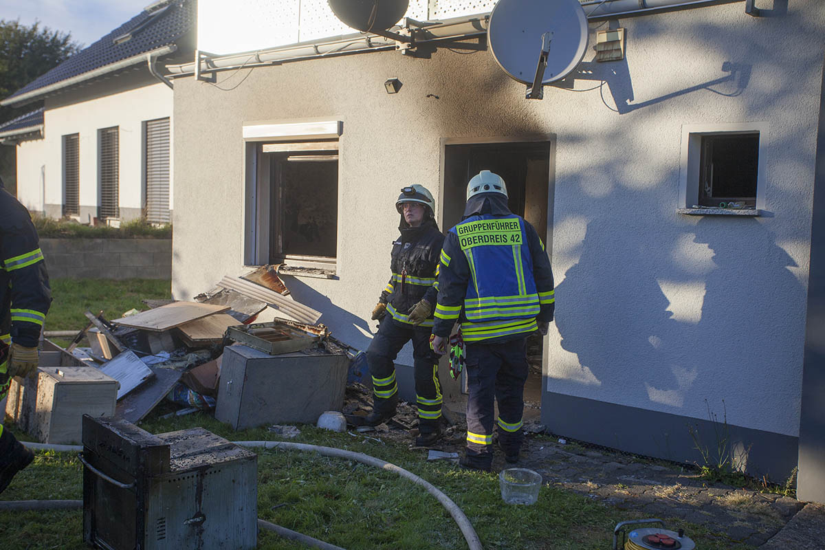 Feuerwehren Oberdreis und Puderbach bei Küchenbrand in Lautzert gefordert