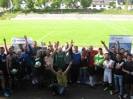 Sportliche Fairness beim Fuballturnier der Lebenshilfe