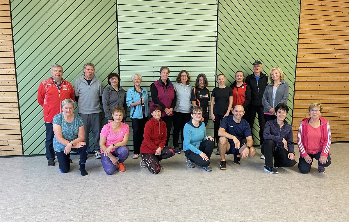 Der Kurs "Sport fr ltere" war gut besucht und einer voller Erfolg. (Foto: privat)