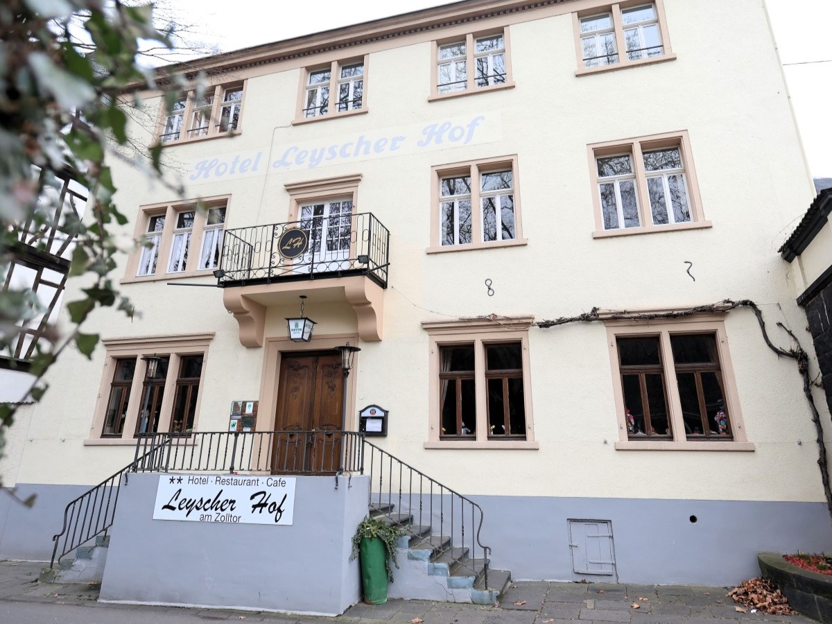 Einweihung des "neuen alten Balkon" (Foto: J�rg Niebergall)