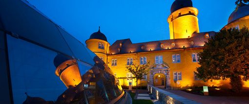 Die Kunst sich selbst und andere zu fhren" ist Thema bei den Lichtgesprchen in der Glaskuppel auf Schloss Montabaur. Die Akademie Deutscher Genossenschaften (ADG) ldt dazu fr den 24. Oktober ein. (Foto:ADG)