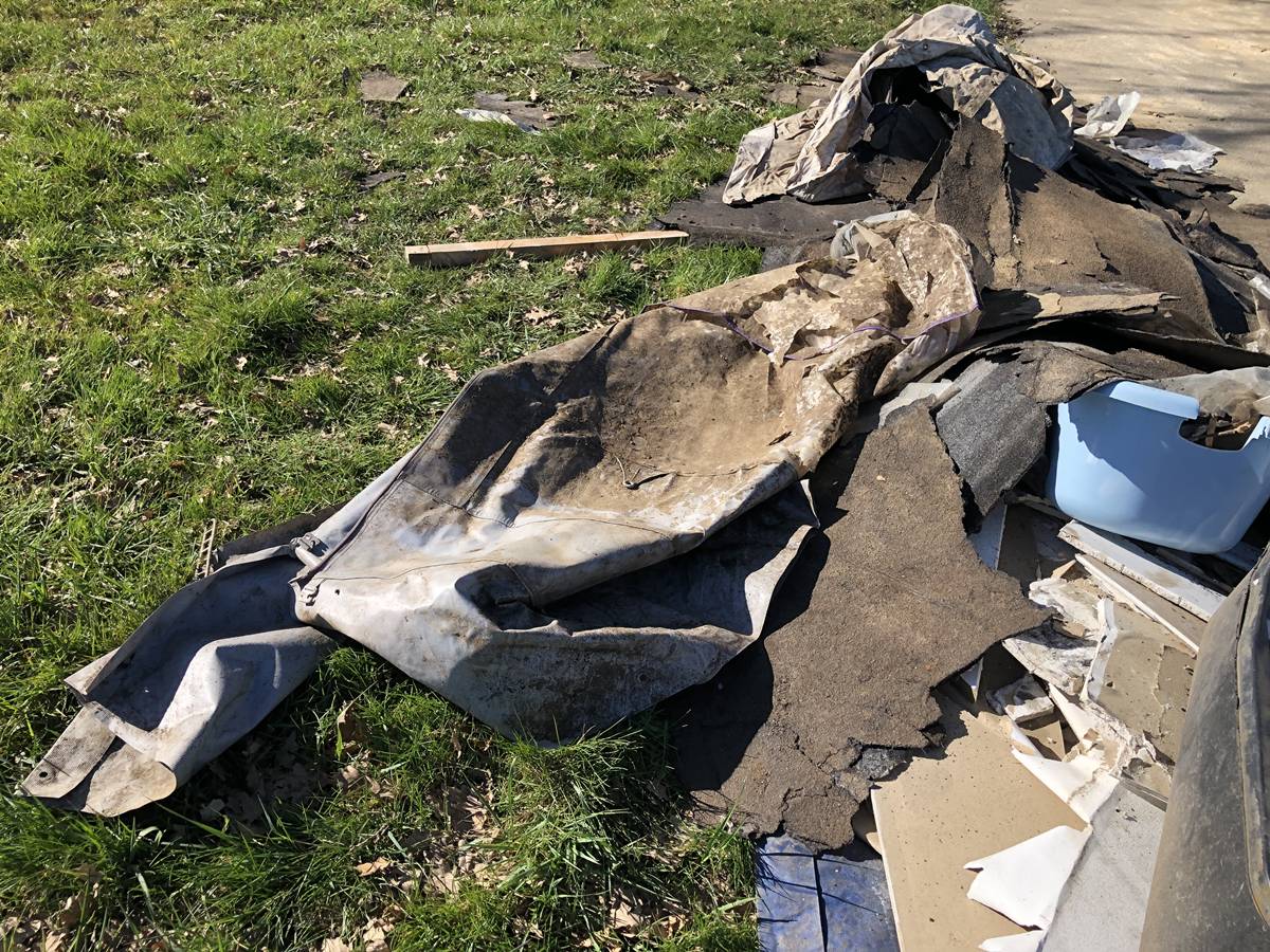 Bei der illegalen M�llablagerung handelt es sich um eine gr��ere Menge Bauabfall. (Foto: Verwaltung)