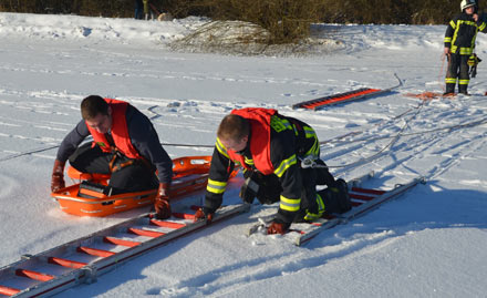 Feuerwehr Elkenroth/Nauroth trainierte Eisrettung 
