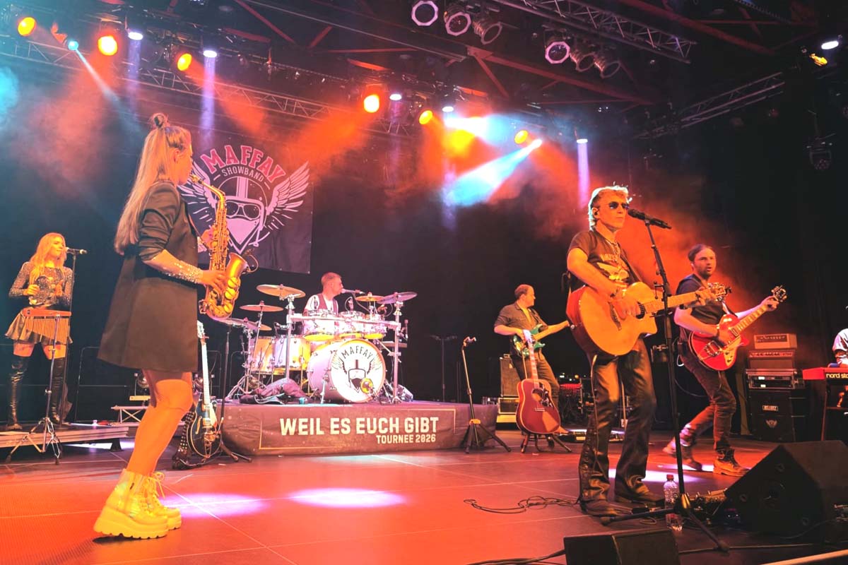 Die Band um Frontmann Steven G�rtner begeisterte das Publikum (Bilder:kk�)