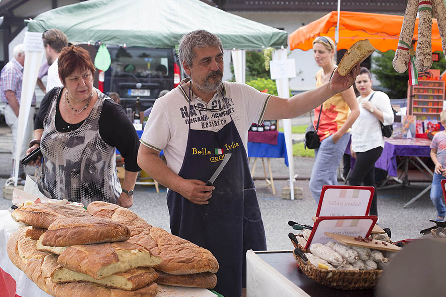 Riesiges Angebot auf Kleinmaischeider Maimarkt