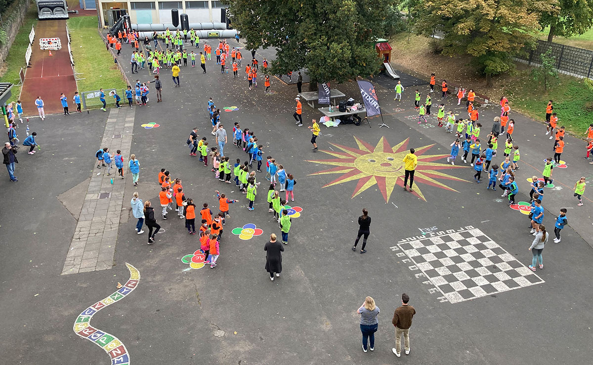 Die Kinder der Marienschule hatte viel Spa mit dem TriXitt-Bewegungsangebot. Foto: Stadt Neuwied