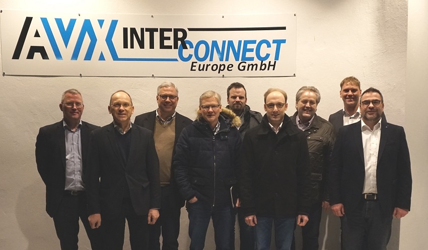 Brancheninitiative Metall: Lenkungsgruppe besuchte AVX Interconnect Europe GmbH
