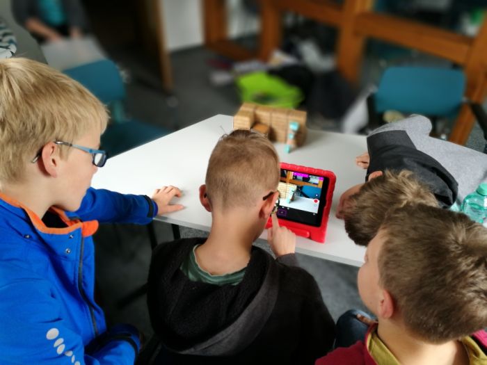 Die Teilnehmer kreierten ihren eigenen Film zu Minecraft Foto: Kreisjugendpflege AK