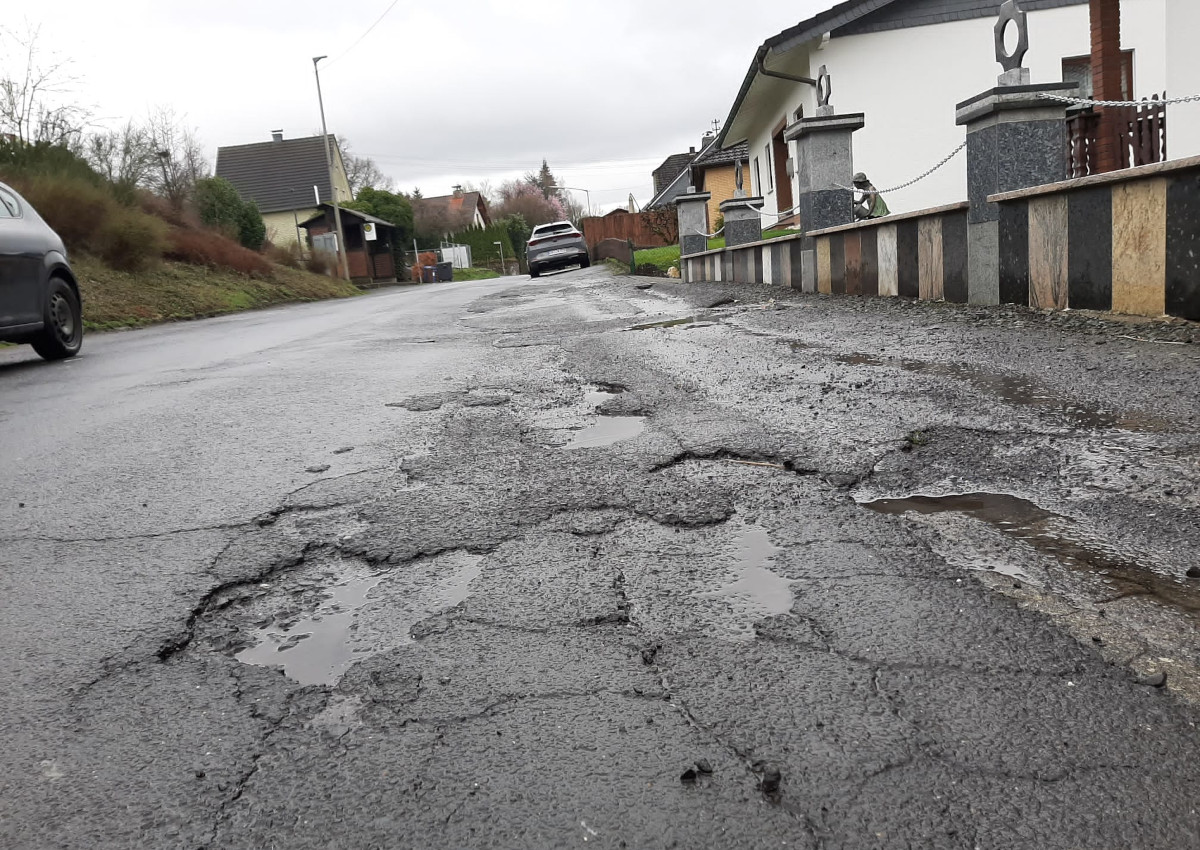 Mittelhof: Steckensteiner Strae auf Prioritten-Liste fr den Straenausbau