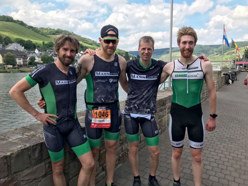 Die MANNschaft beim Mittelmosel-Triathlon in Zell. Foto: privat