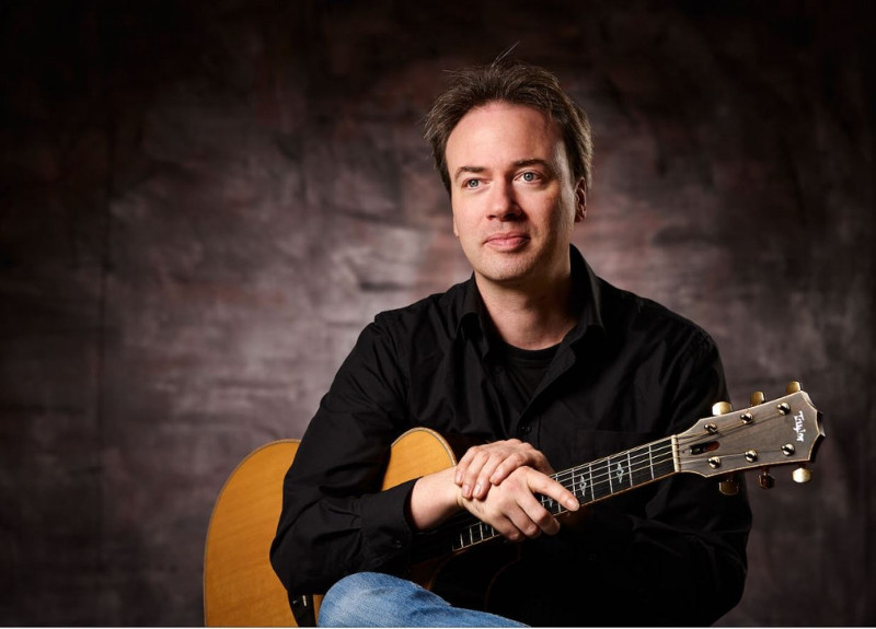 Gitarrist Markus Segschneider spielt in Montabaur. Foto: Veranstalter