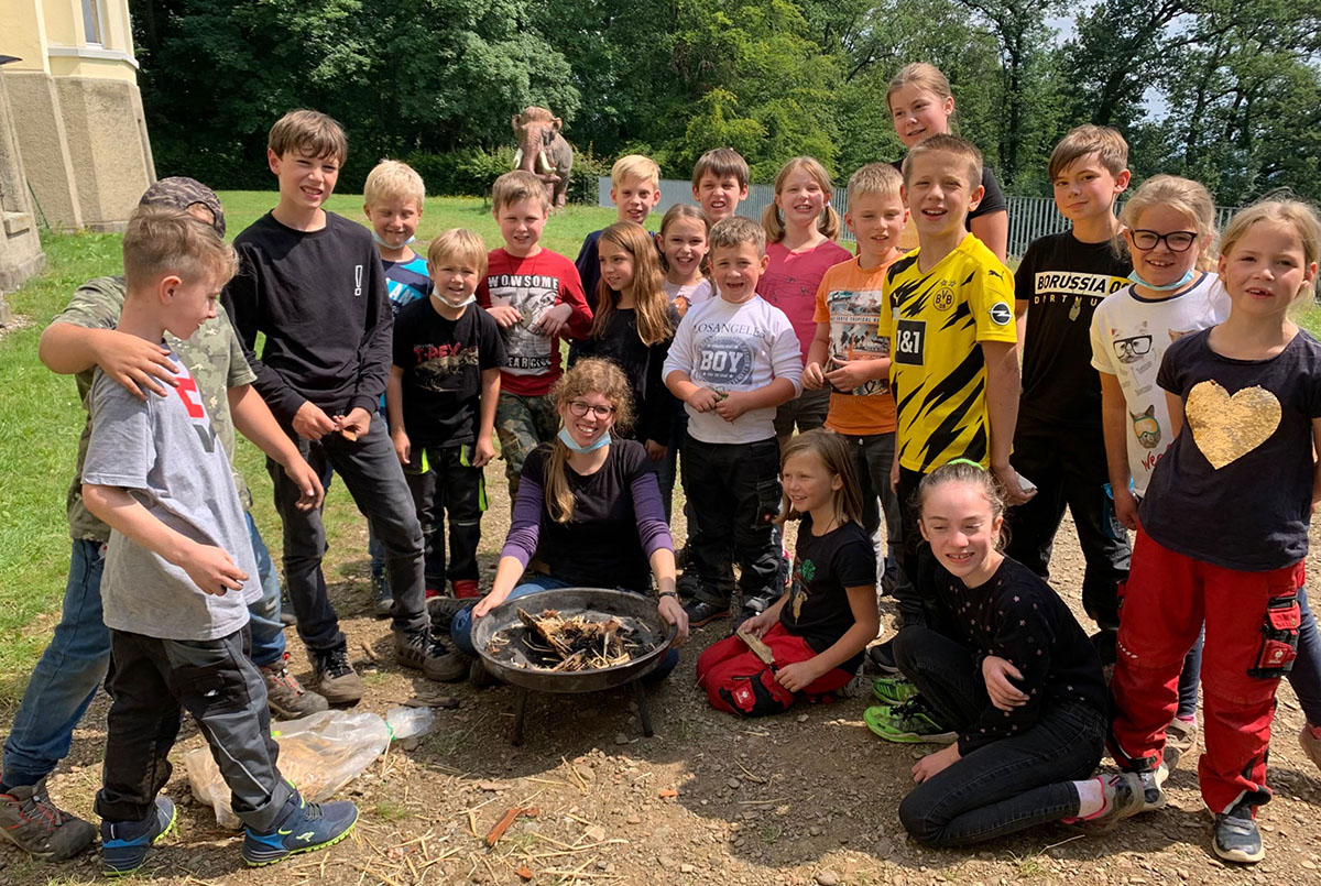 Grundschulkinder wurden auf Monrepos zu Steinzeitexperten. Foto: privat