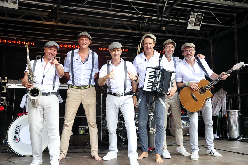 Die Band war begeistert vom Empfang in Marienthal. (Fotos: kk)