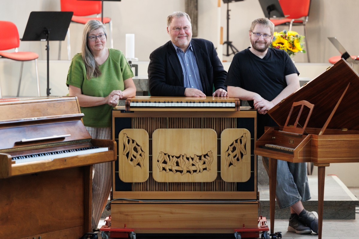 V.l.n.r.: Monika Schl��er, Jens Schawaller und Carsten Schmitt in der Musikkirche Ransbach-Baumbach. (Fotos: Peter Bongard)