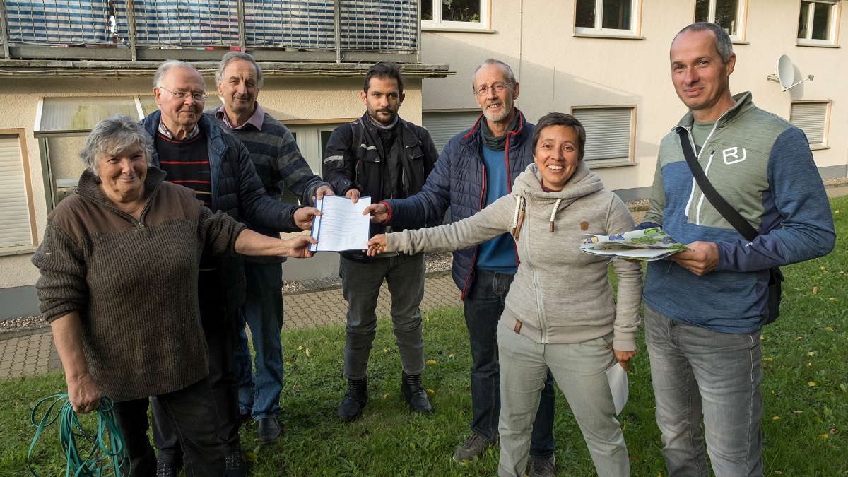 Mehr als 460 Unterschriften zur Rettung des "Wldchens" in Eitelborn gesammelt